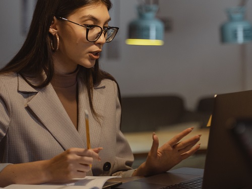 A worker using Microsoft Teams